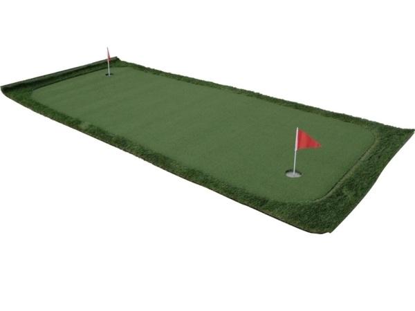 Portable putting green complete<br>Rental period 1 day