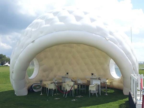 Inflatable golfball reception<br>Rental period 1 day